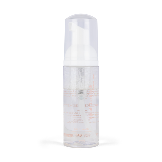 Cloudy Lash Bath Shampoo